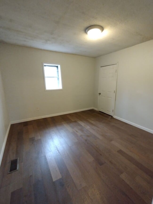 Photo - 659 S Washington St