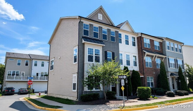 25556 Palenza Terrace
