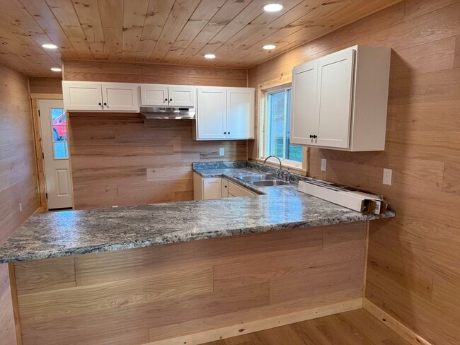 Photo - 29616 State Rte 41 Unidad A