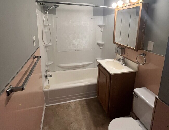 Photo - 309 Iowa Ave