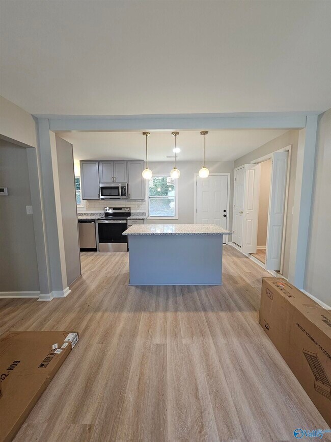 Photo - 3210 Delia Ln NW