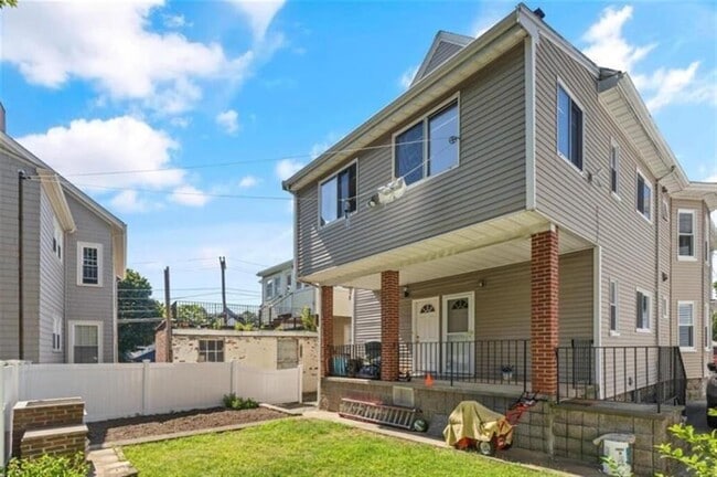 Photo - 38 George St Unit 1