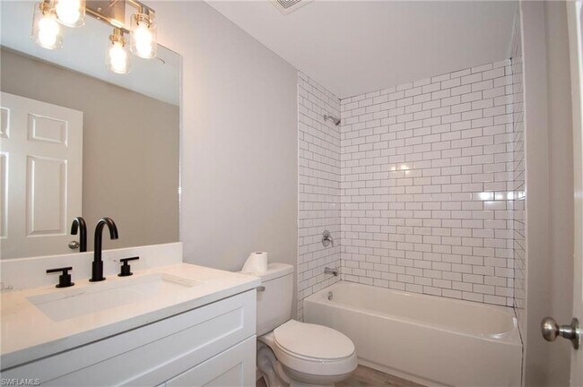 Photo - 3016 Wallace Ave S Unit 3016