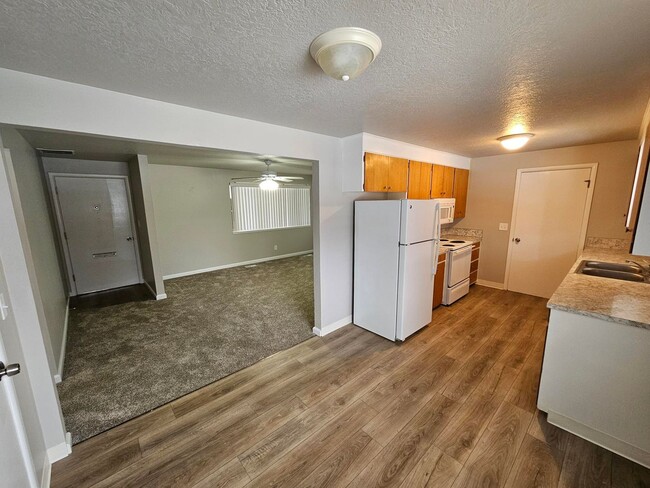 Photo - Beautifully Renovated 3 Bedroom, 1 1/2 Bathroom Duplex on the Boise Bench! Newer Carpet and Paint.