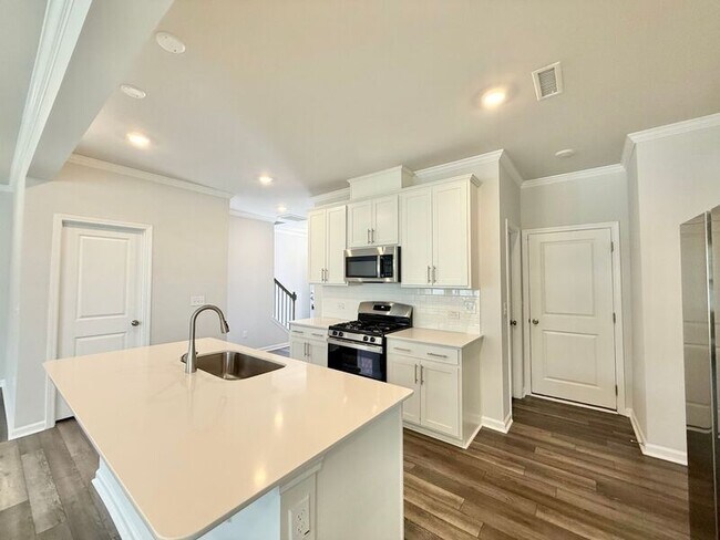 Photo - 388 Garden Vine Trl