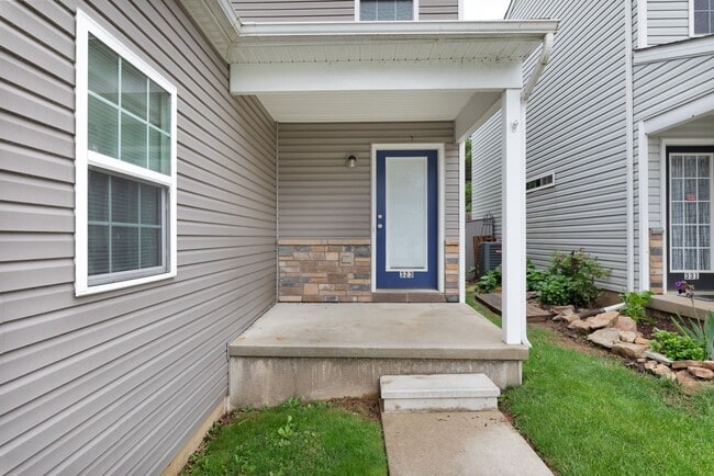 Photo - Modern 3-Bed Townhome on Quiet Cul-de-Sac in Bethlehem – Energy Efficient & Move-In Ready