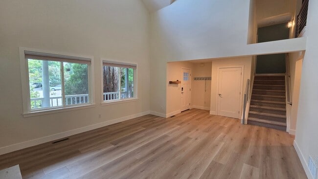 Photo - Beautiful 4 Bedroom 3.5 Bath - Boulder!