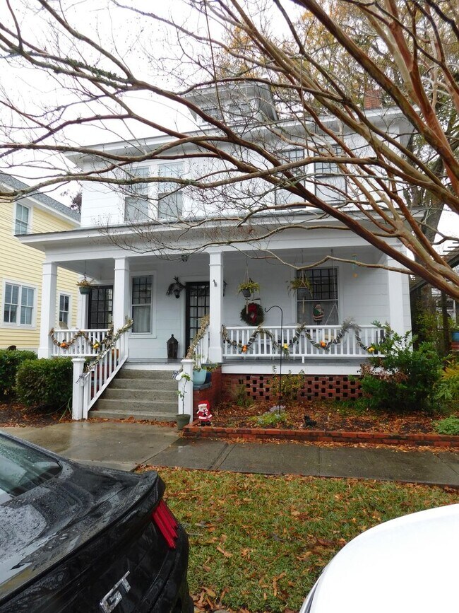 206 King St Unit B