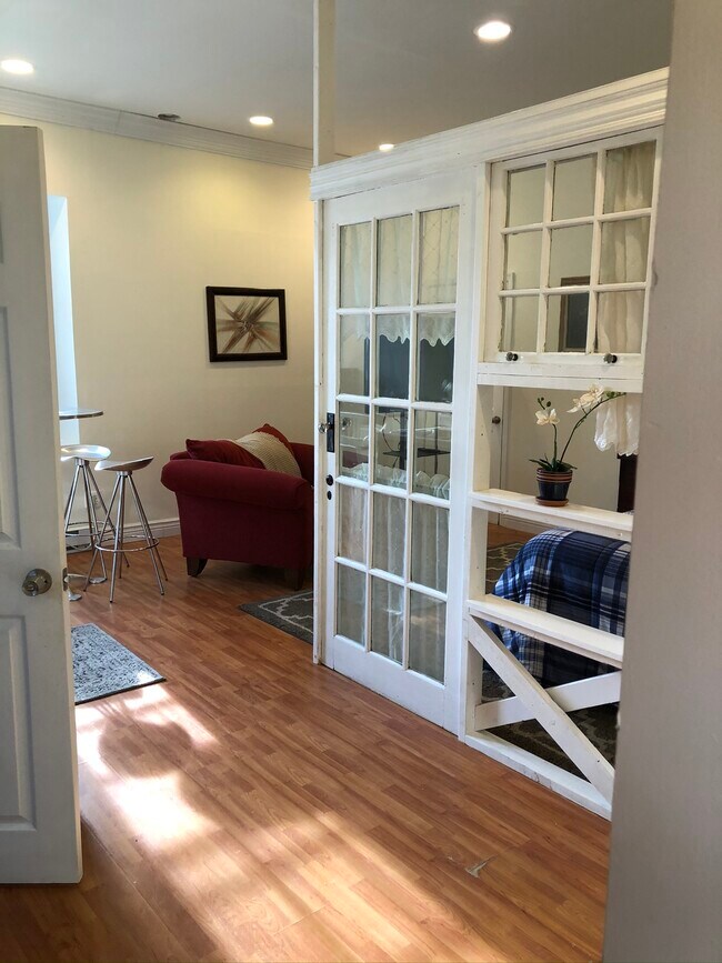 Photo - 4513 State Rd Unit b