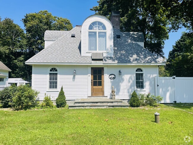 Building Photo - 11 Griswold Ave Rental