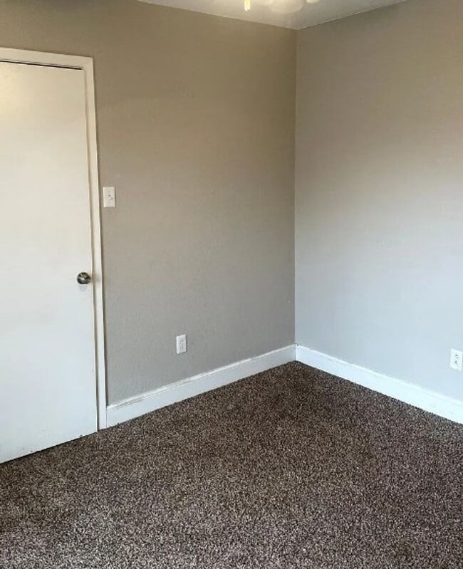 Photo - FOR LEASE - 3/2/2 North West Lubbock