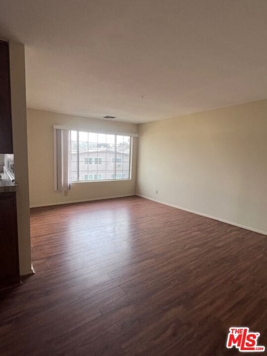 Photo - 18600 Burbank Blvd Unit 206