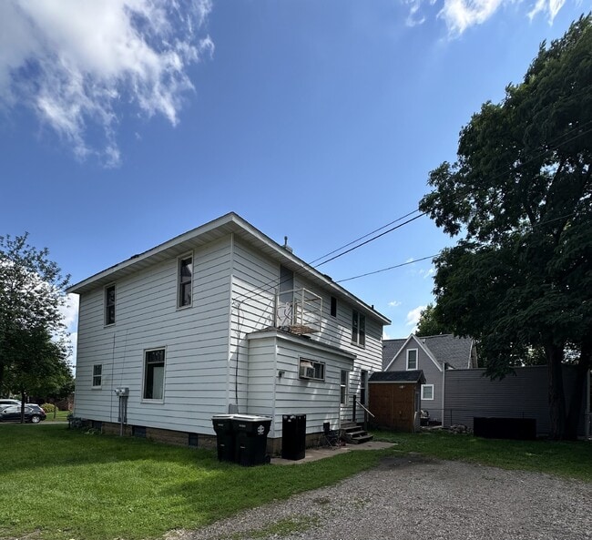 Photo - 3 Bed 2 Bath close to UWEC! Available June...