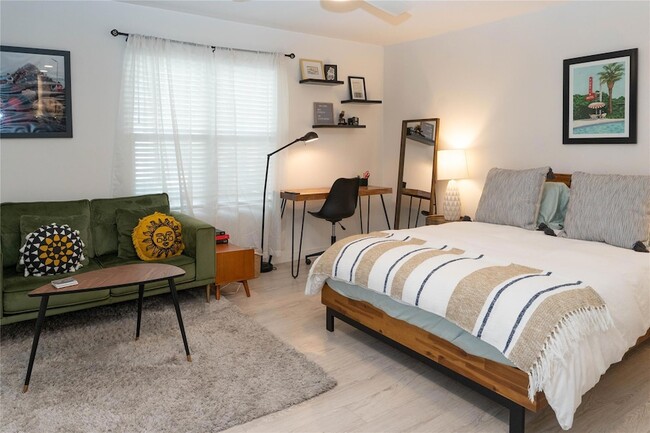 Building Photo - 513 Pecan Grove Rd Unit 109 Rental