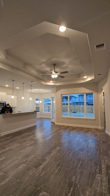 Photo - 6931 Comanche Cougar