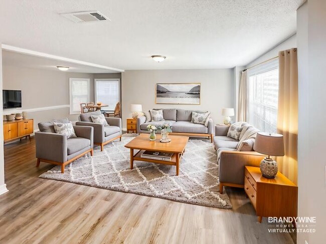 Photo - 12339 Lakeside Pkwy