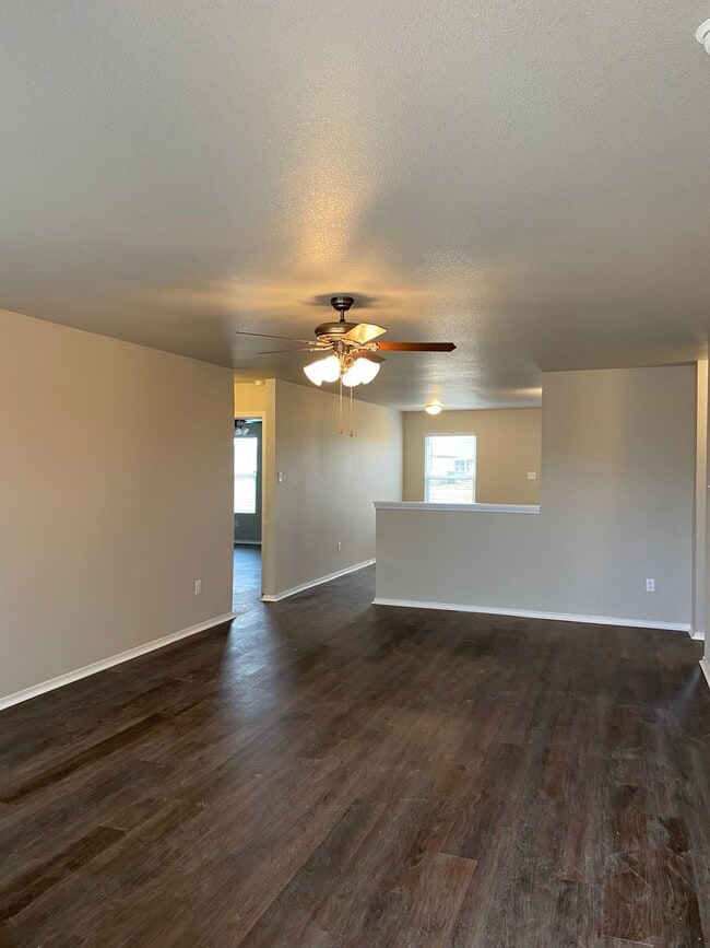 Photo - 3829 Travers Ln