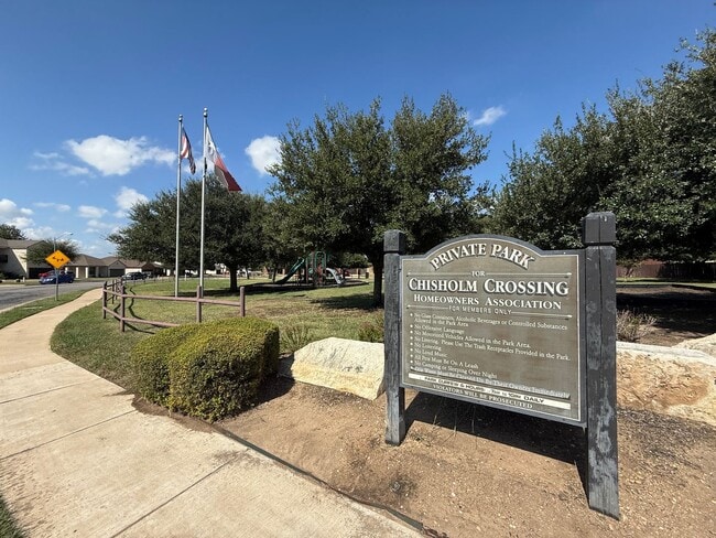 1722 E Mesa Park Dr