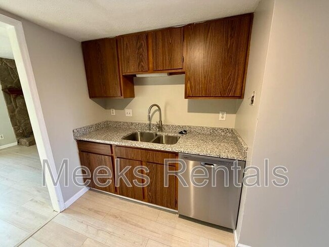 Photo - 205 Fairway Gardens Dr