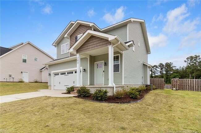 Photo - 105 Woodford Ln