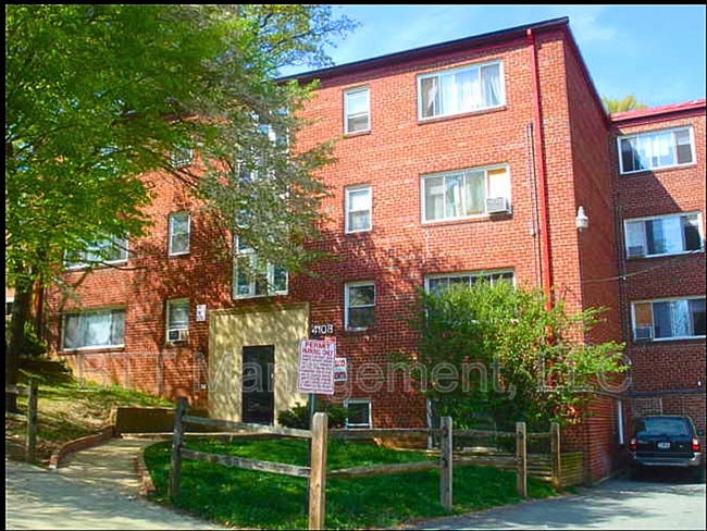 Brentwood Apartments