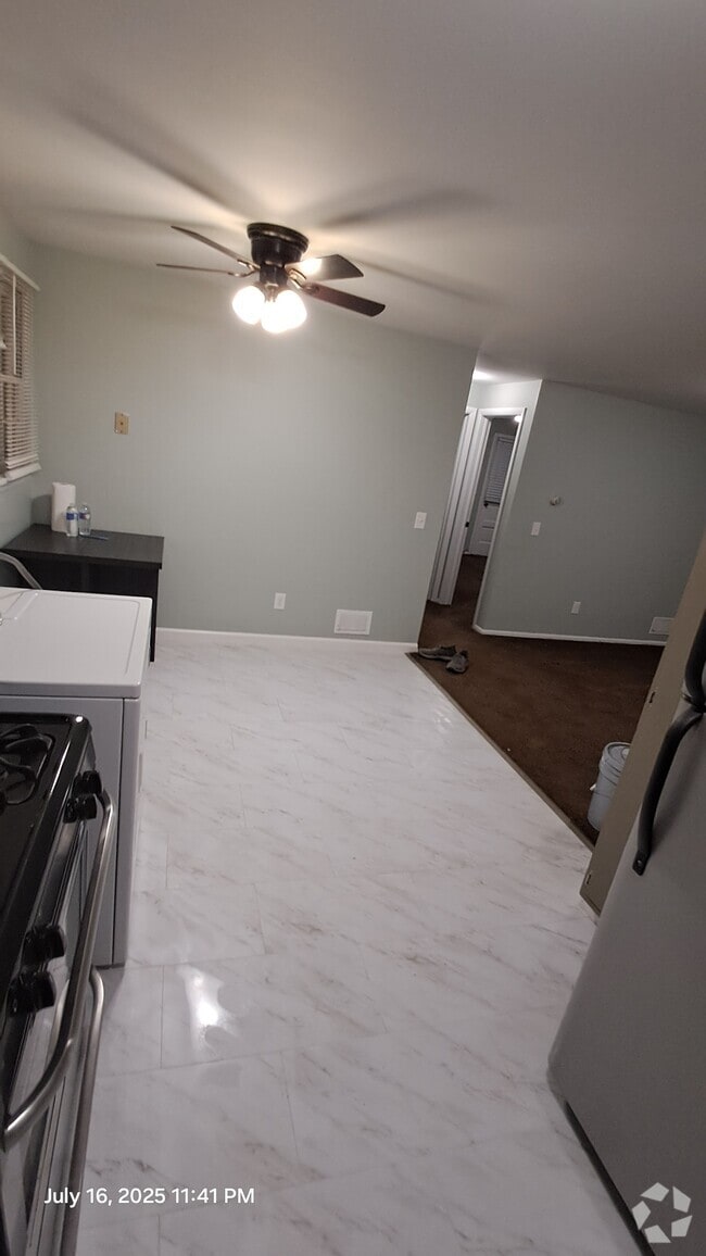 Building Photo - 3139 W Ridge Rd Rental