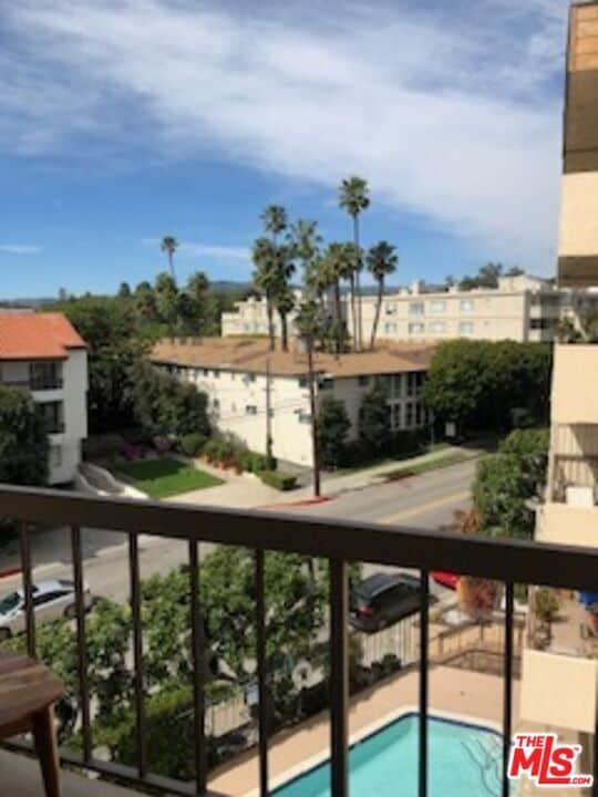 Photo - 622 S Barrington Ave Unidad 403