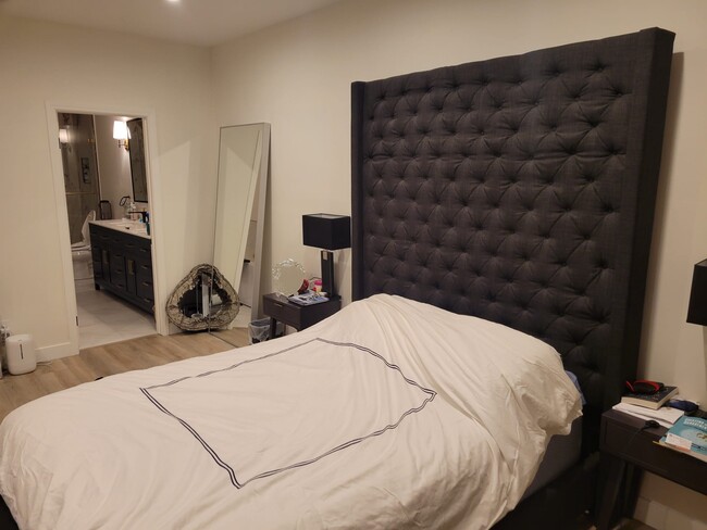 Photo - 11667 Gorham Ave Unidad 104