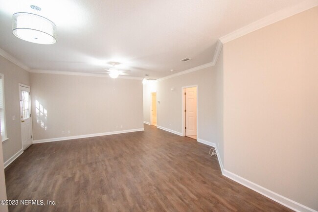 Photo - 515 S 14th St