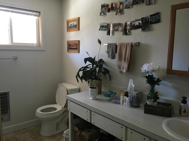 Photo - 348 W Davidson Ave