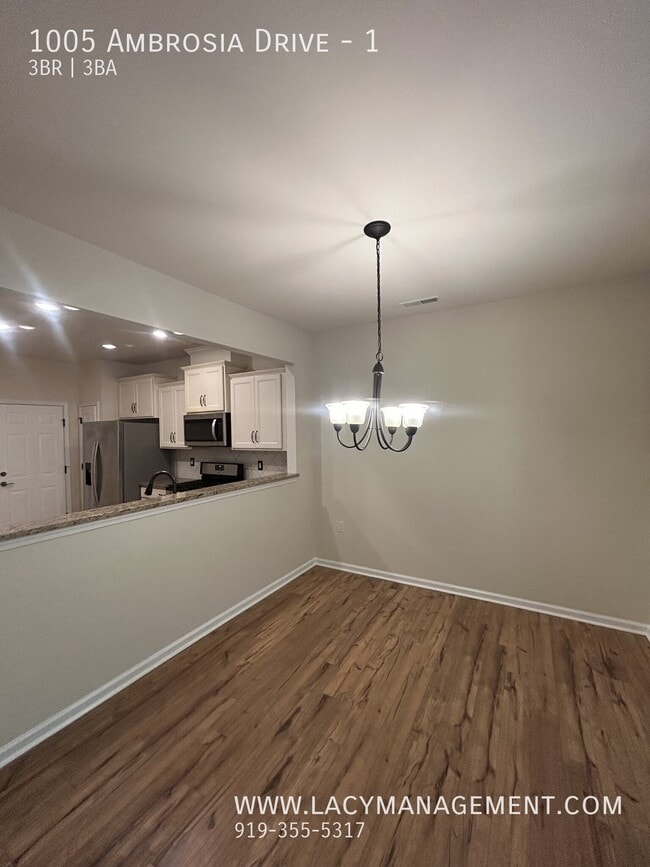 1005 Ambrosia Dr