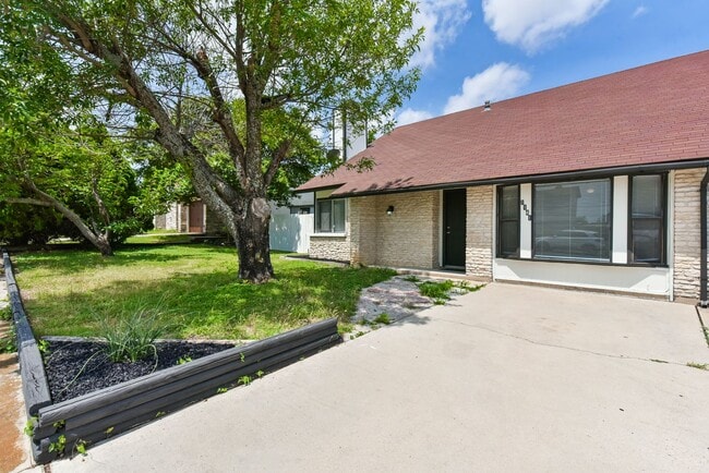 Photo - Charming 3-Bedroom Home in Heritage Home