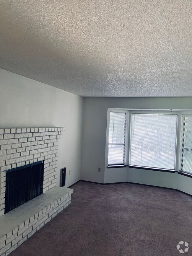 Building Photo - A65 Unit A65-19 Rental