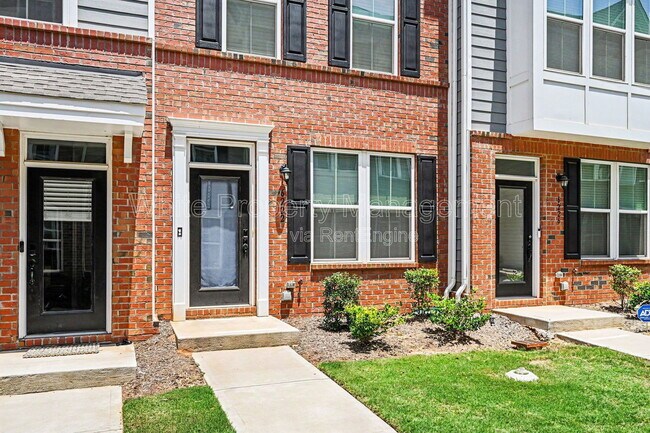 Photo - 6222 Cleburne Ct
