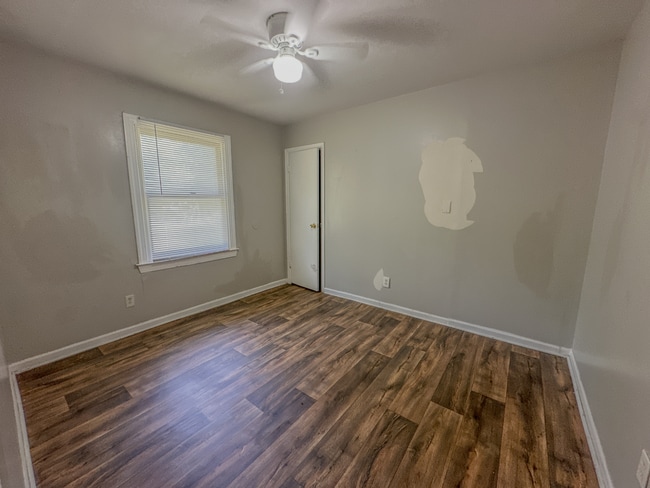 Photo - 800 Stillwater Dr