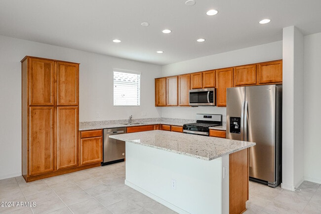 Photo - 9037 W Luke Ave