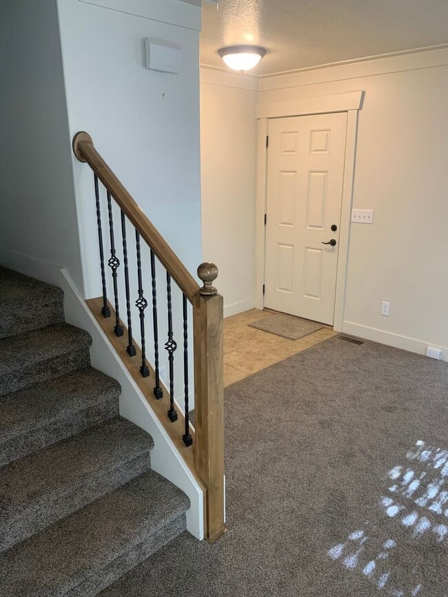 Photo - Beautiful 3 bedroom1.5 bath townhome in Price Utah