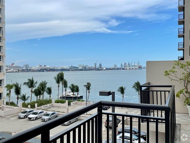 Building Photo - 540 Brickell Key Dr Unit 720 Rental