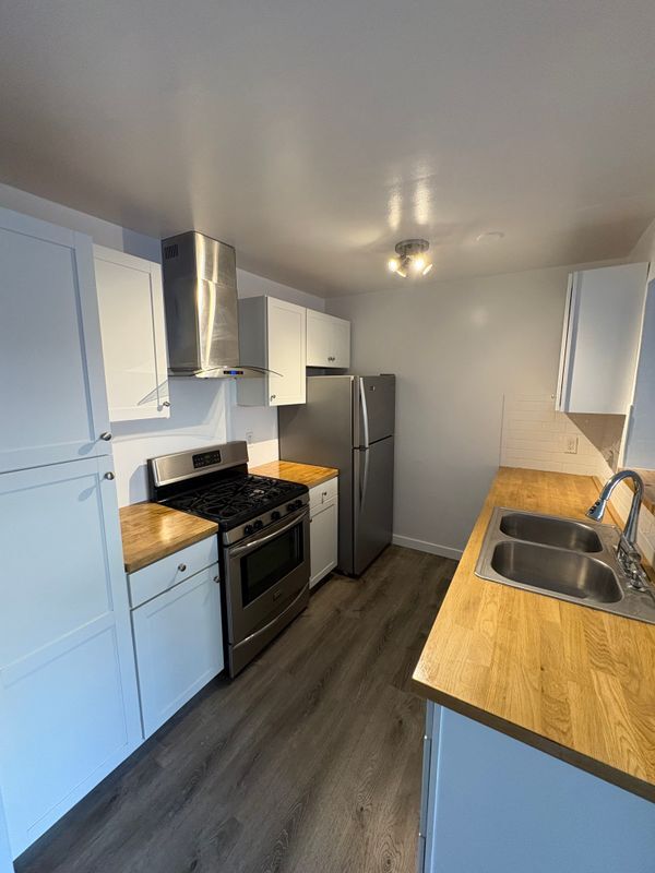 Photo - 24311 Santa Clara Ave