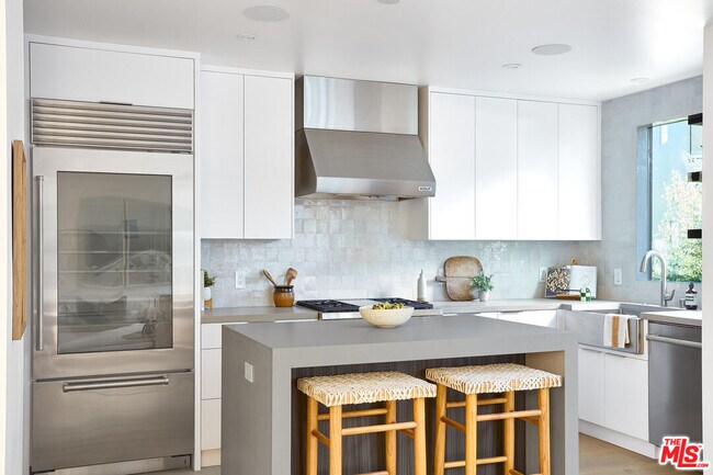Photo - 1813 Penmar Ave