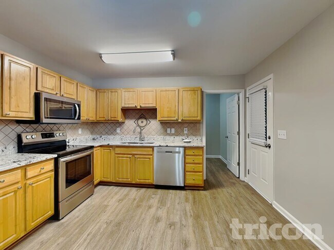 Photo - 35 Atherton Dr