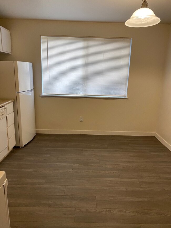 Photo - Panther Lake Apartments