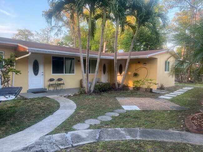4250 NW 21st Ave