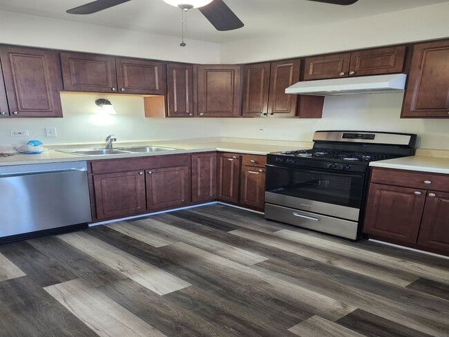 Photo - 7715 Woodward Ave