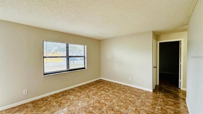 184 Julie Ln