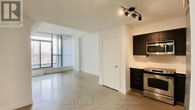 Photo - 510 King St E Unit 607