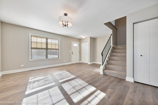 Photo - 2970 Middlebury Ct W