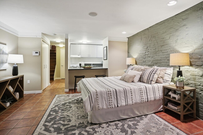 Photo - 1708 Johnson Ave NW Unit Logan Circle English Basement