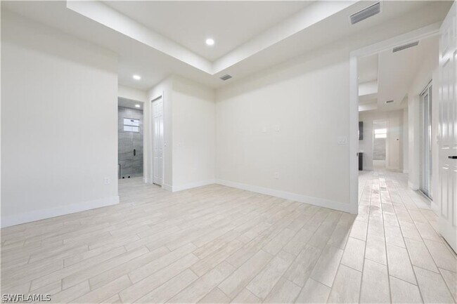 Photo - 3008 23rd St SW