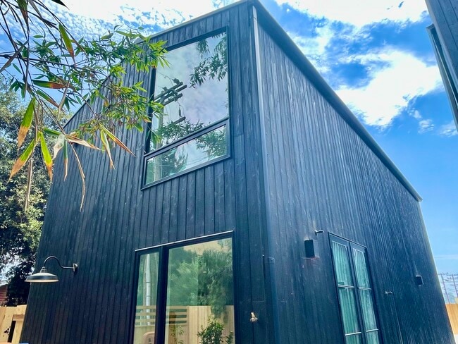 Building Photo - 118 Grandview St Unit 118 Dadu